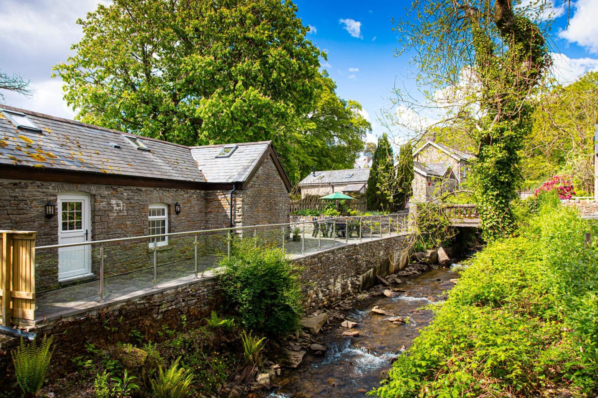 Swansea Valley Holiday Cottages Cilybebyll Exterior foto